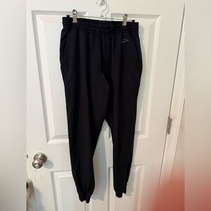 Brooks Men's Black Joggers